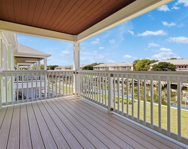 4859 Coquina Key Drive Se - Photo Thumbnail 16