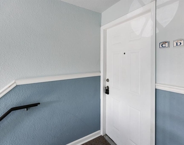4859 Coquina Key Drive Se - Photo Thumbnail 1