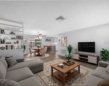 9040 Lunar Lane - Photo Thumbnail 4