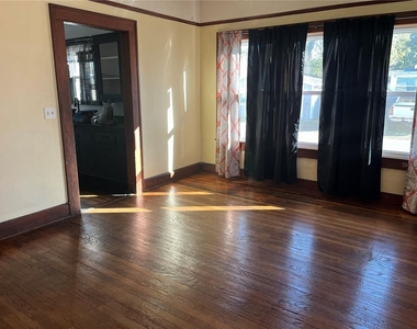 439 New York Avenue - Photo Thumbnail 6