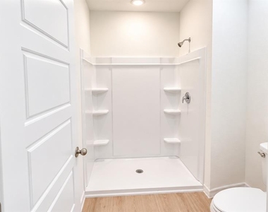 2630 Olympic Court - Photo Thumbnail 19