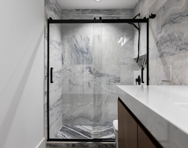 3807 S Semoran Boulevard - Photo Thumbnail 38