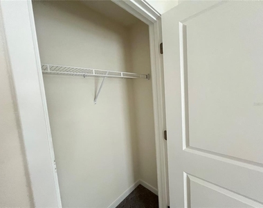 796 Preston Cove Drive - Photo Thumbnail 21