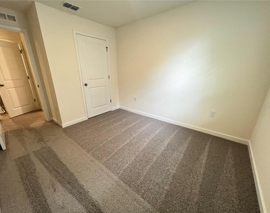 796 Preston Cove Drive - Photo Thumbnail 20