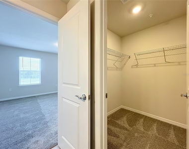 10678 Evening Star Street - Photo Thumbnail 36