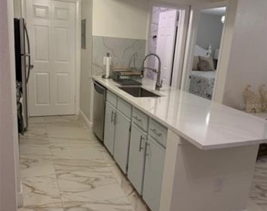 3032 Parkway Blvd - Photo Thumbnail 5
