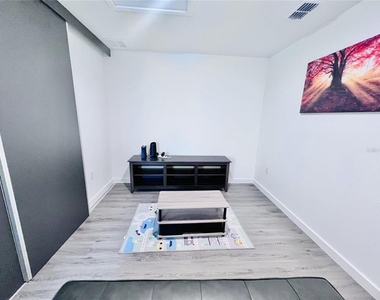 8767 Zen Drive - Photo Thumbnail 7