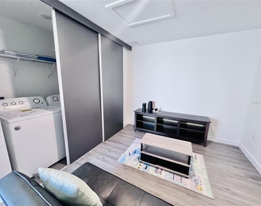 8767 Zen Drive - Photo Thumbnail 6