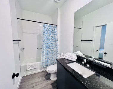 8767 Zen Drive - Photo Thumbnail 14