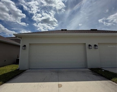 15821 Water Spring Boulevard - Photo Thumbnail 17