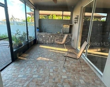 2931 Willow Creek Lane - Photo Thumbnail 8