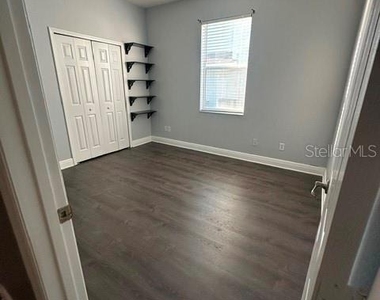 2931 Willow Creek Lane - Photo Thumbnail 3