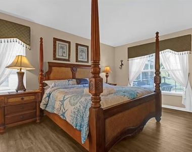 1438 Solana Circle - Photo Thumbnail 8