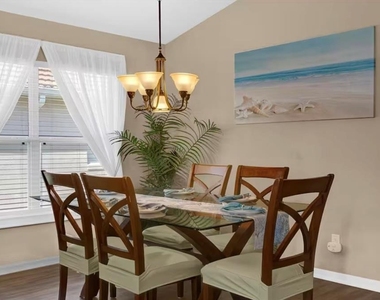 1438 Solana Circle - Photo Thumbnail 3