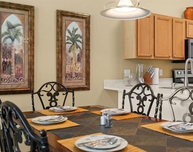 1438 Solana Circle - Photo Thumbnail 5
