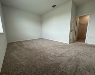 731 Desmoines - Photo Thumbnail 8