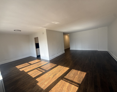 220 East 63rd Street - Photo Thumbnail 3