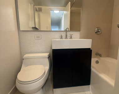220 East 63rd Street - Photo Thumbnail 11