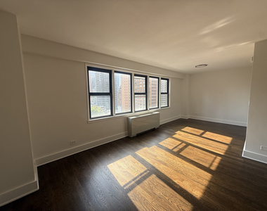220 East 63rd Street - Photo Thumbnail 1