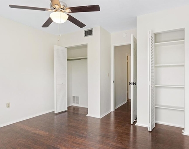 1836 N Crystal Lake Drive - Photo Thumbnail 19