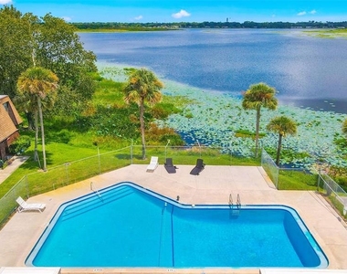 1836 N Crystal Lake Drive - Photo Thumbnail 30
