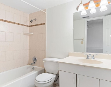 1836 N Crystal Lake Drive - Photo Thumbnail 13