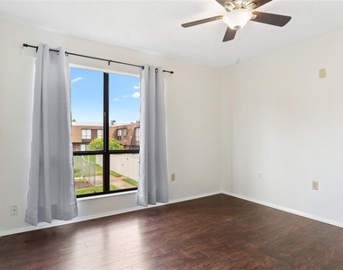 1836 N Crystal Lake Drive - Photo Thumbnail 14