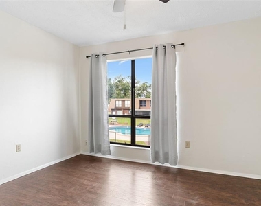 1836 N Crystal Lake Drive - Photo Thumbnail 16