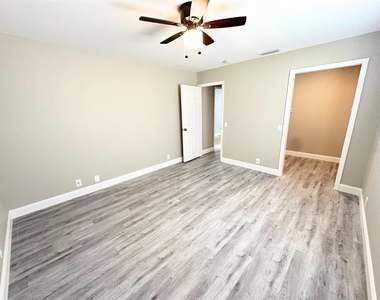 686 Augusta Road - Photo Thumbnail 21