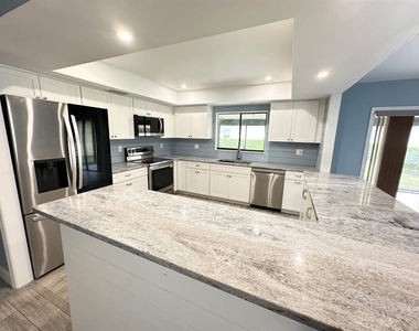 686 Augusta Road - Photo Thumbnail 6