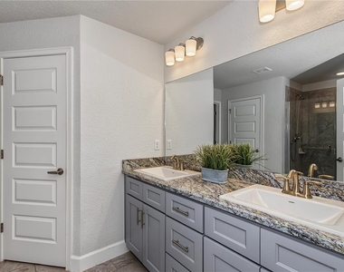 5104 Sw 91st Street - Photo Thumbnail 21