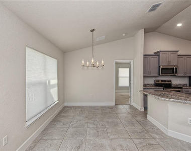 5104 Sw 91st Street - Photo Thumbnail 10