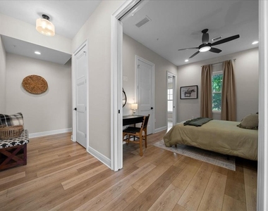121 Se Watula Avenue - Photo Thumbnail 12