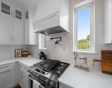121 Se Watula Avenue - Photo Thumbnail 21
