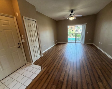 5578 Metrowest Boulevard - Photo Thumbnail 2