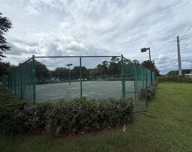5578 Metrowest Boulevard - Photo Thumbnail 16