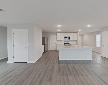 8579 Sw 44th Court - Photo Thumbnail 12