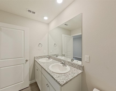 8579 Sw 44th Court - Photo Thumbnail 17