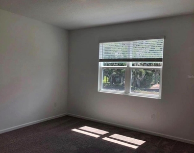 1131 Forest Gate Circle - Photo Thumbnail 2