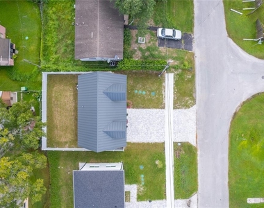 727 Magnolia Avenue - Photo Thumbnail 6