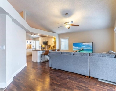 2616 Montego Bay Boulevard - Photo Thumbnail 14