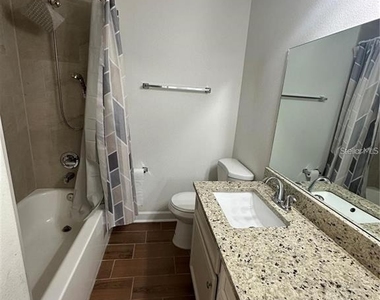 435 Wymore Road - Photo Thumbnail 9