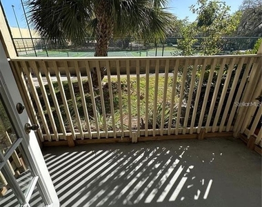 435 Wymore Road - Photo Thumbnail 12