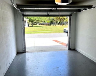 13926 Dove Wing Court - Photo Thumbnail 15