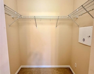 3663 Caruso Place - Photo Thumbnail 8