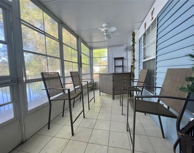 2367 Coach House Boulevard - Photo Thumbnail 7