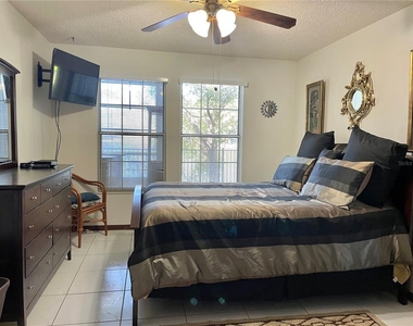 2367 Coach House Boulevard - Photo Thumbnail 8