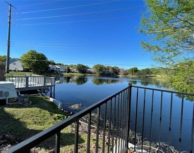 2367 Coach House Boulevard - Photo Thumbnail 16