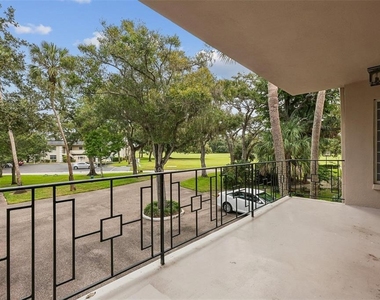 3 Country Club Drive - Photo Thumbnail 3