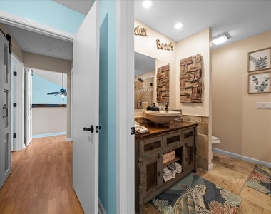 2912 N Rivers Edge Boulevard - Photo Thumbnail 18